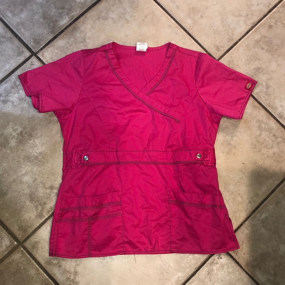 Scrub top